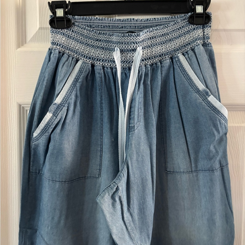 Blue Wide-Leg Denim Pants - Picture 2 of 6